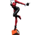 [PRE-ORDER NOVIEMBRE 2020] DIAMOND SELECT DC COMIC GALLERY CLASSIC HARLEY QUINN - 23 CM