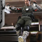 [PRE-ORDER MAYO 2022] HOT TOYS 1/6 TONY STARK MECH TEST VERSION - 30 CM