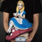 [PRE-ORDER DICIEMBRE 2021] BEAST KINGDOM ALICIA EN EL PAIS DE LAS MARAVILLAS MASTER CRAFT ALICE - 36 CM