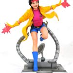[PRE-ORDER DICIEMBRE 2022] DIAMOND SELECT MARVEL COMIC GALLERY X-MEN JUBILEE - 20 CM