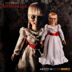 MEZCO TOYZ THE CONJURING PROP REPLICA ANNABELLE - 45 CM