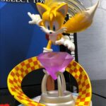 DIAMOND SELECT SONIC THE HEDGEHOG GALLERY TAILS DIORAMA - 23 CM