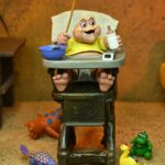 [PRE-ORDER SEPTIEMBRE 2024] NECA DINOSAURS ULTIMATE BABY SINCLAIR SCALE ACTION - 10 CM